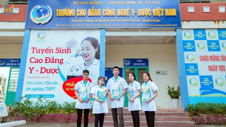 Học Cao đẳng Dược có được Liên thông Đại học không?