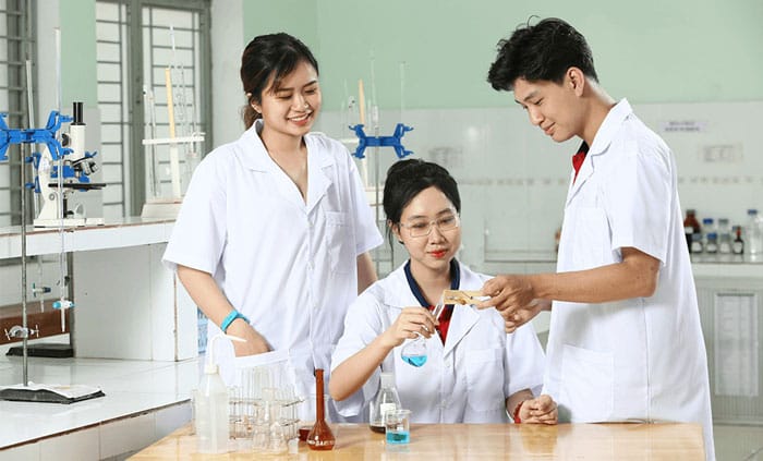 Có nên học Văn bằng 2 Cao đẳng Dược tại Cần Thơ?